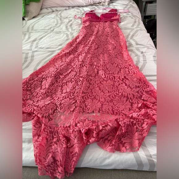 Pronovias Pink Lace Formal Dress. Size 8. - Picture 8 of 16